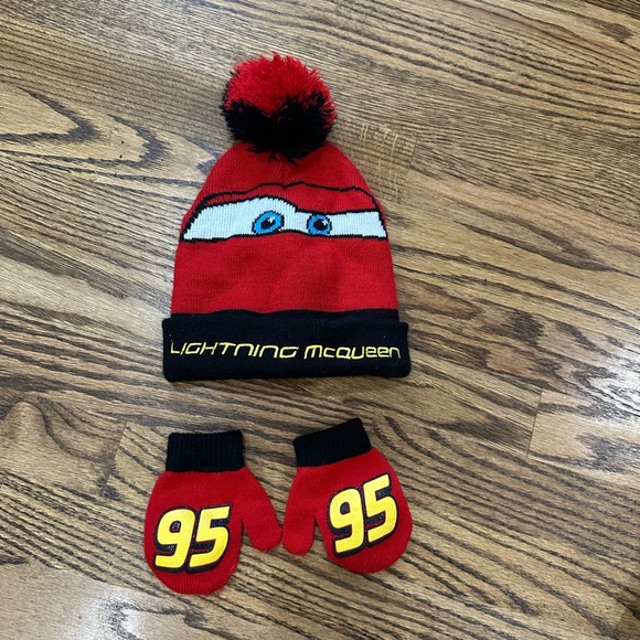 Lighting McQueen Red Beanie and Mittens Set for toddler - Picture 1 of 3
